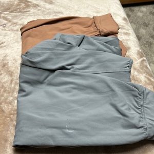 Zyia joggers gray and copper size XL